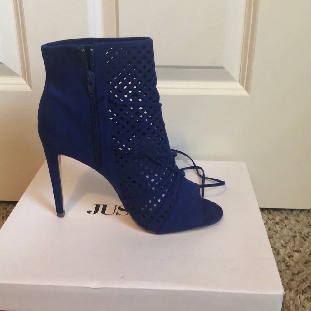 Blue suede heel